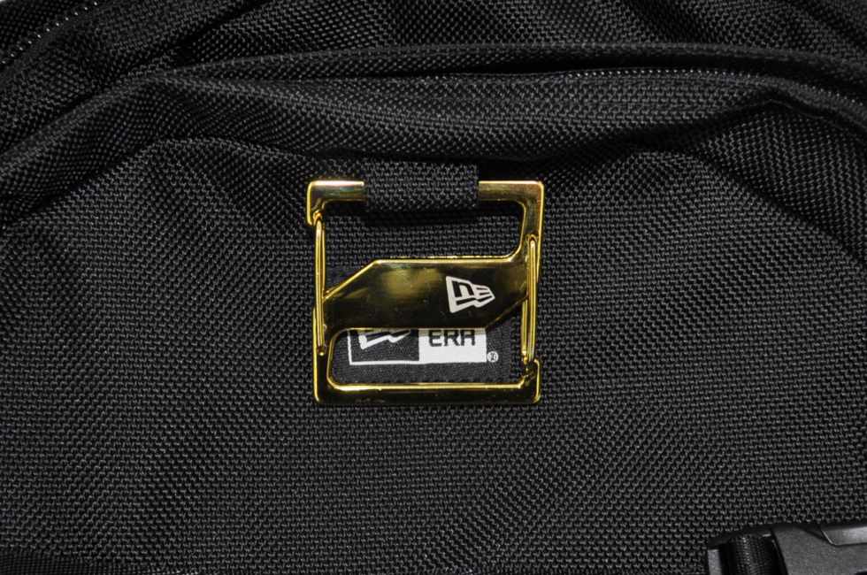 New Era Black 35l Carrier Pack