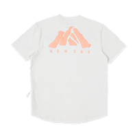 NEW ERA MOUNTAIN LOGO LIGHT CREAM PERFORMANCE SHORT SLEEVE T-SHIRT
