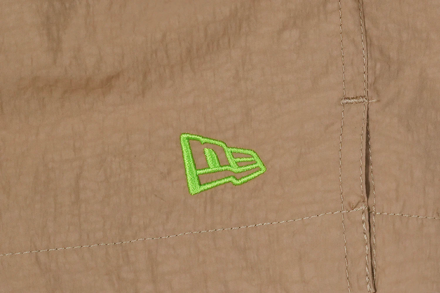NEW ERA EARTH DAY KHAKI WOVEN SHORTS