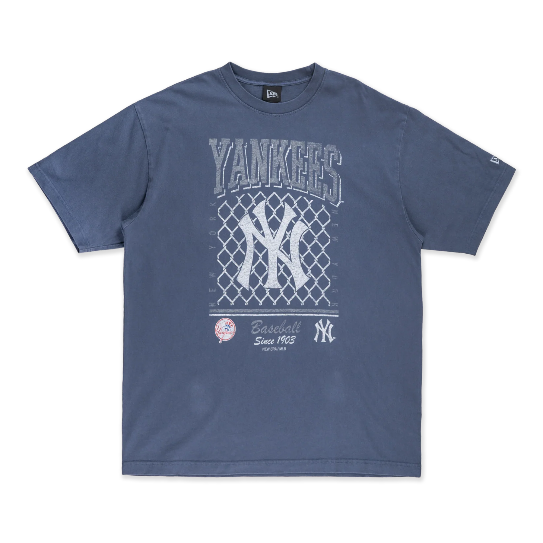 NEW YORK YANKEES OLD SCHOOL SPORT AP NAVY OVERSIZED SHORT NEW YORK YANKEES OLD SCHOOL SPORT AP NAVY OVERSIZED SHORT