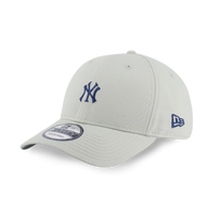 NEW YORK YANKEES COLOR ERA MINI LOGO SOFT GRASS 9FORTY CAP