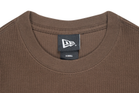 NEW YORK YANKEES COLOR ERA CHOCOLATE WOMEN CROP RIB TEE