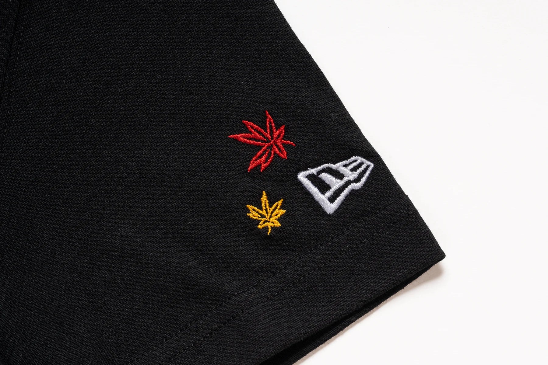 Short Sleeve Tee Maple Leaves