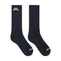 NEW ERA MOUNTAIN LOGO 2 PACK BLACK AND WHITE SOCKS