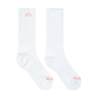 NEW ERA MOUNTAIN LOGO 2 PACK BLACK AND WHITE SOCKS