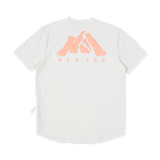 NEW ERA MOUNTAIN LOGO LIGHT CREAM PERFORMANCE SHORT SLEEVE T-SHIRT