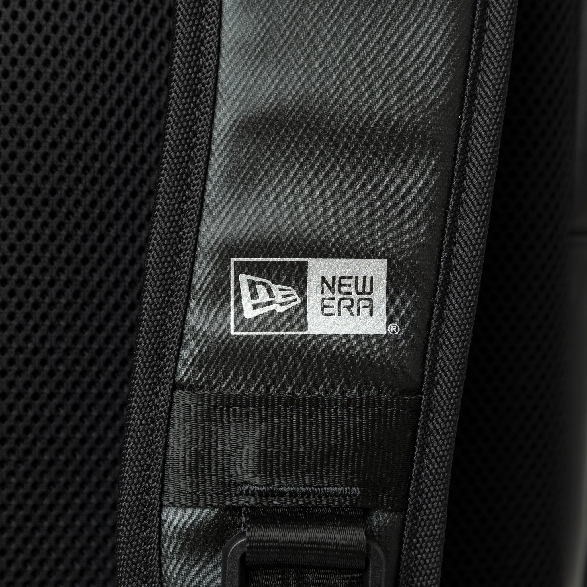 Box Pack Large 46L TPU