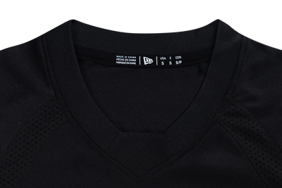 NEW ERA BASIC BLACK AMERICAN FOOTBALL JERSEY