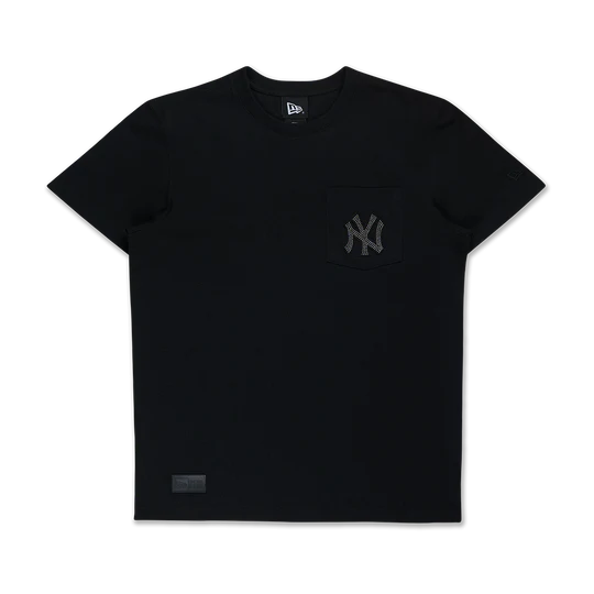 NEW YORK YANKEES NEW ERA DARK 90S BLACK SHORT SLEEVE POCKET T-SHIRT