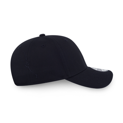 New Era Horoscope Horizons Taurus Black 9Forty Cap