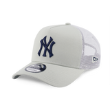 NEW YORK YANKEES COLOR ERA 2-TONE WHITE REAR SOFT GRASS 9FORTY AF TRUCKER CAP