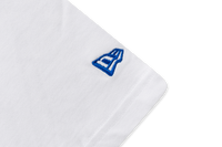 New York Islanders NHL Team Logo White Oversized Short Sleeve T-Shirt