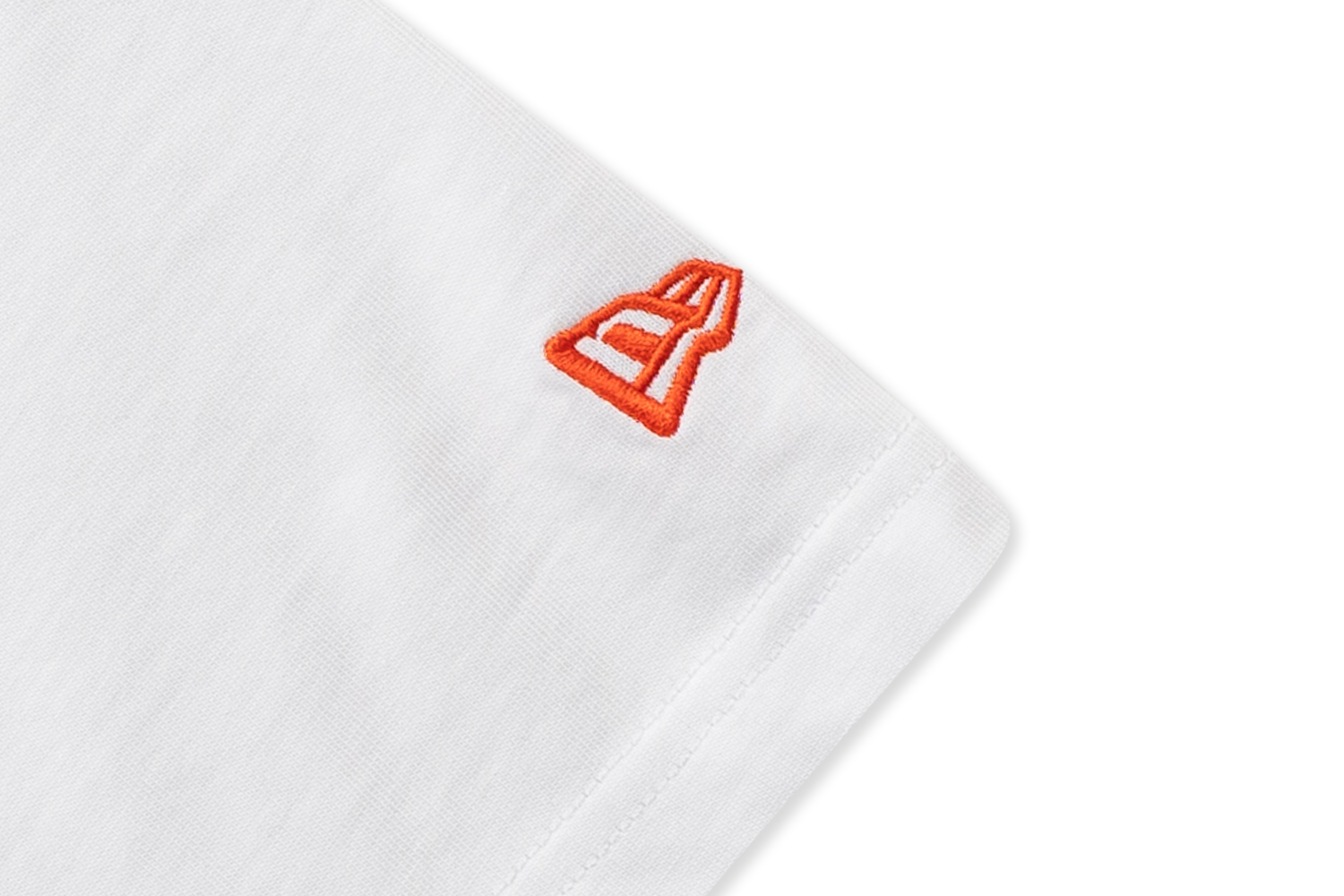 Anaheim Ducks NHL Team Logo White Oversized Short Sleeve T-Shirt