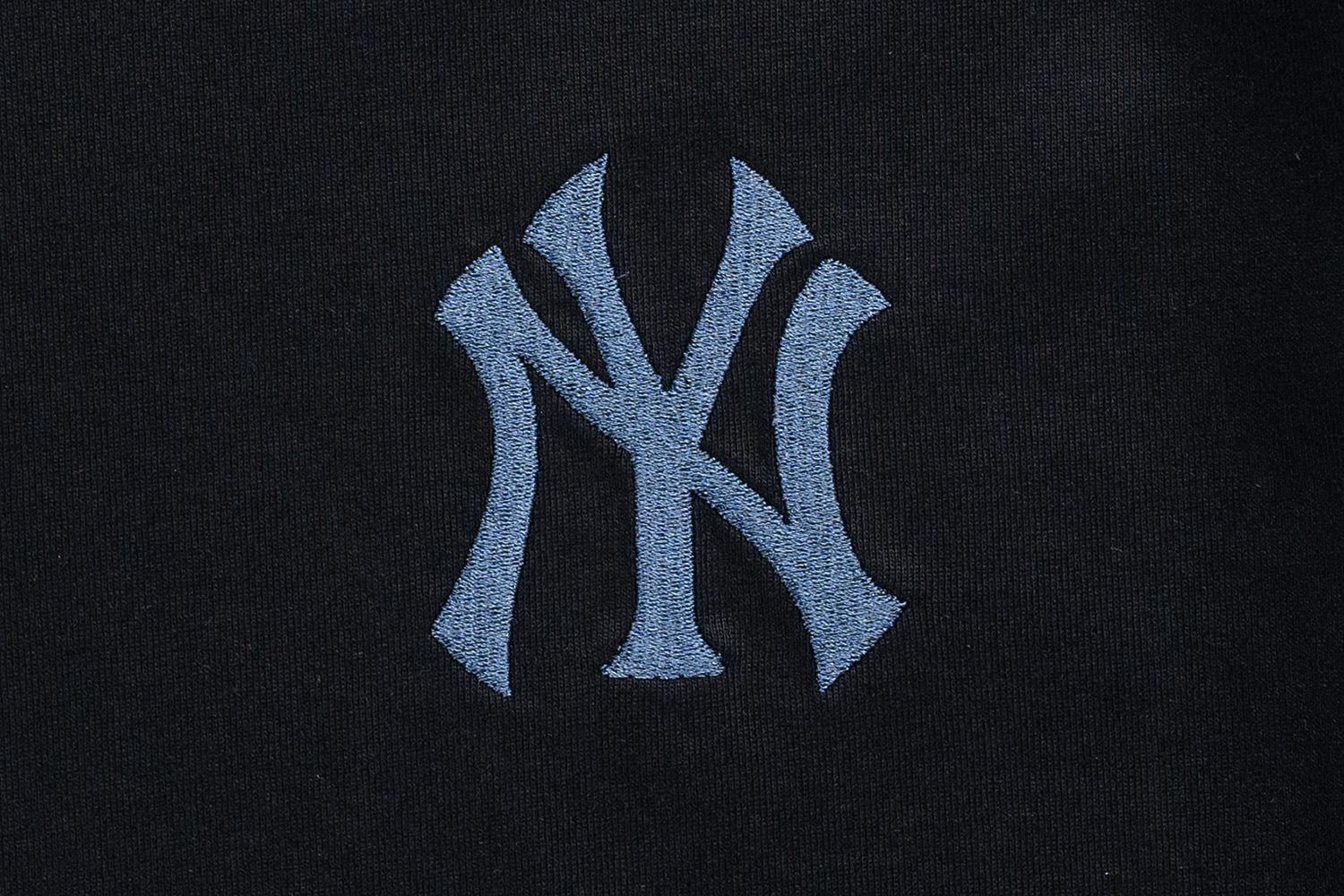 New York Yankees Color Era Black Long Sleeve T-Shirt