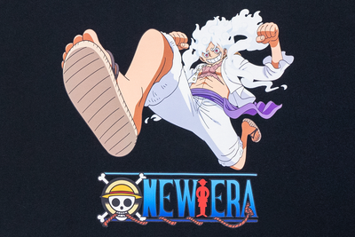 NEW ERA X ONE PIECE GEAR 5 LUFFY BLACK OVERSIZED SHORT SLEEVE T-SHIRT