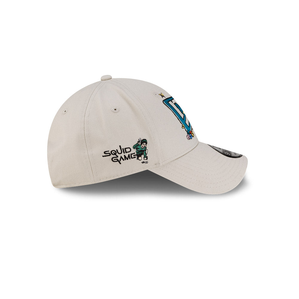 New Era X Netflix Squid Game Ddakji Light Beige 9forty Cap
