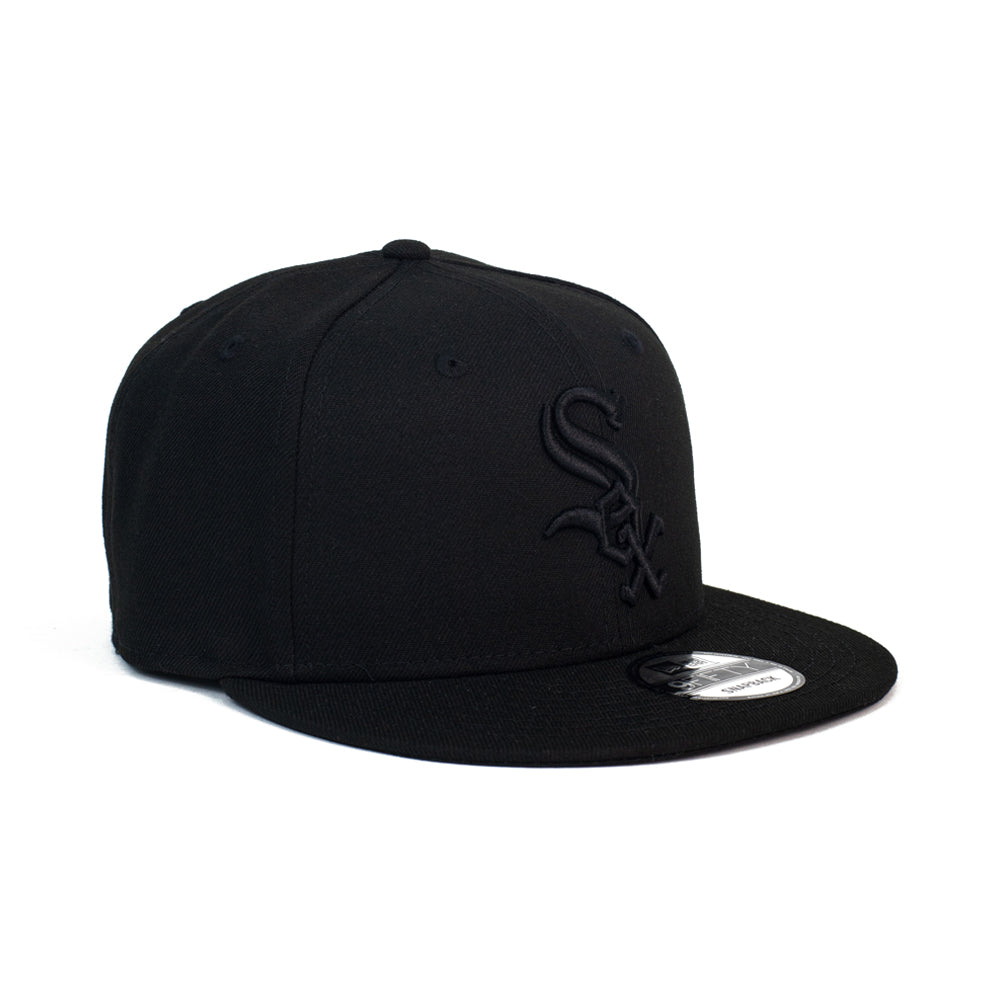 9Fifty Black On Black Chicago White Sox