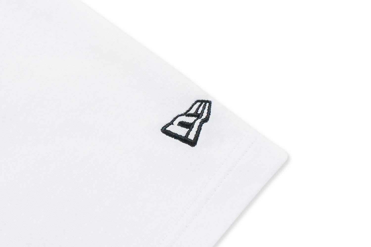 NEW ERA X ONE PIECE GEAR 5 FISH FISH FRUIT WHITE SHORT SLEEVE T-SHIRT