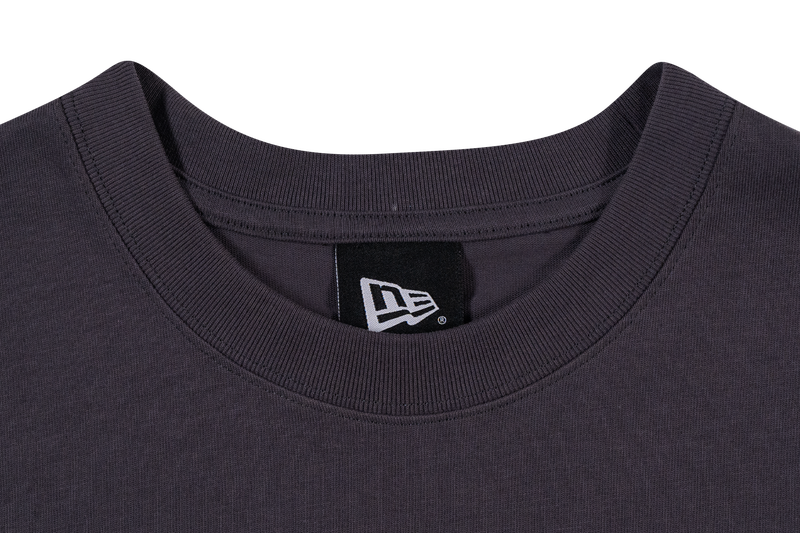 NEW ERA ODE TO NY GRAPHITE OVERSIZED SHORT SLEEVE T-SHIRT
