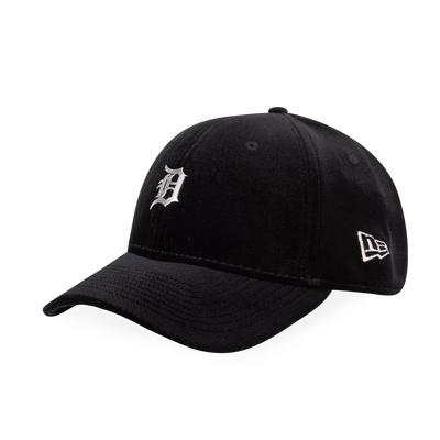 9Forty Velvet Detroit Tigers