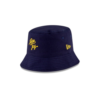 New Era X Havaianas Bundle: Bucket Hat + Flip Flops